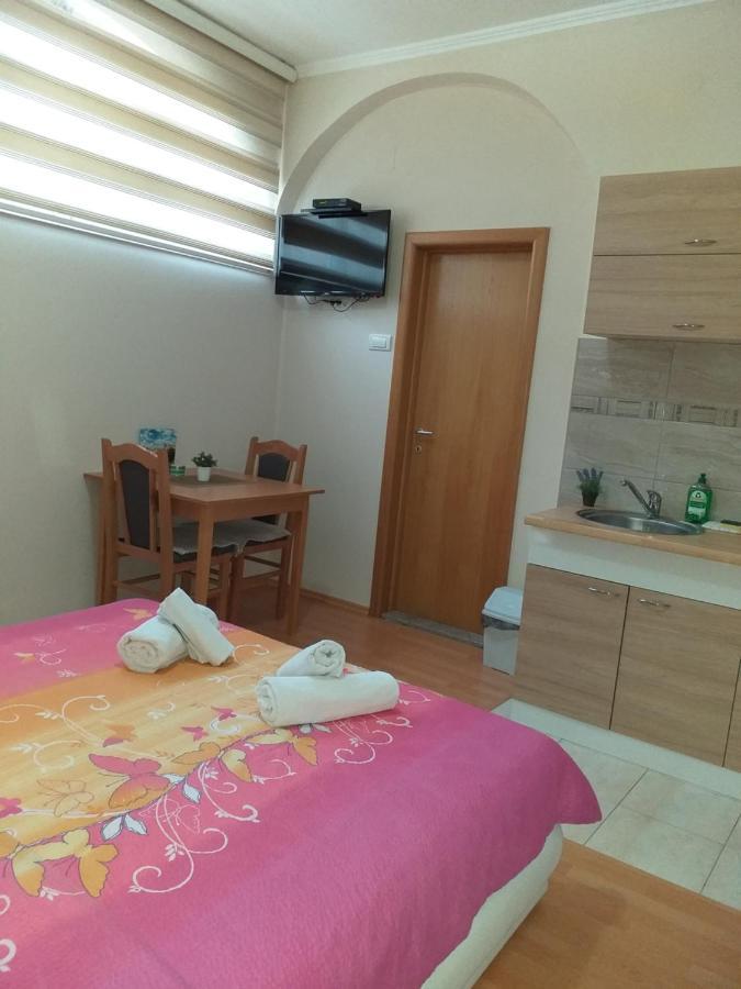 Sun City Apartments Trebinje Exterior foto
